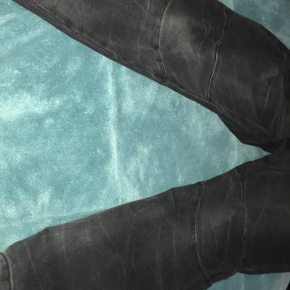 Guess Stretch Jeans - Picture 3 of 8